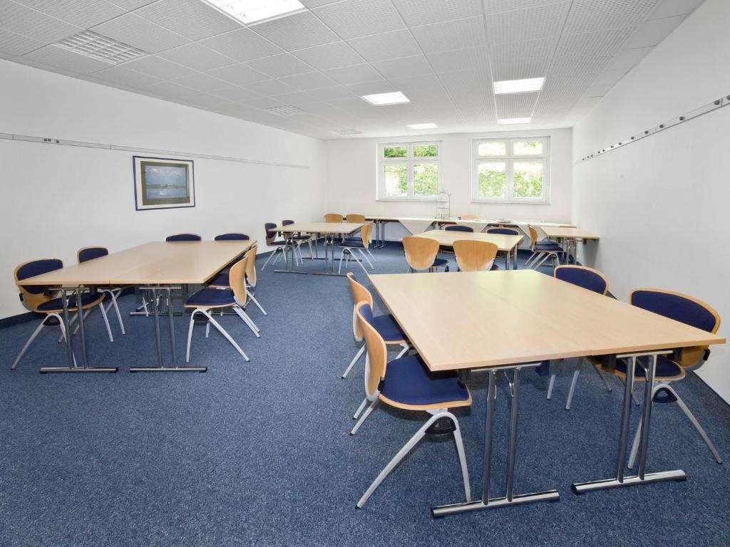 Fairway Hotel Sankt Leon-Rot Facilidades foto